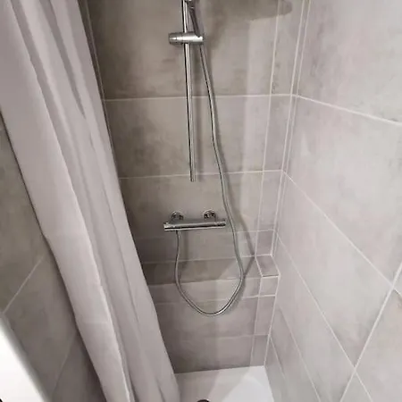 Loft Au Coeur Des Volcans D'auvergne بيت للعطل